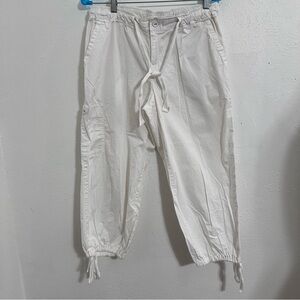 Gap Women's Cargo Pants Size: M  Color: White 100% Cotton